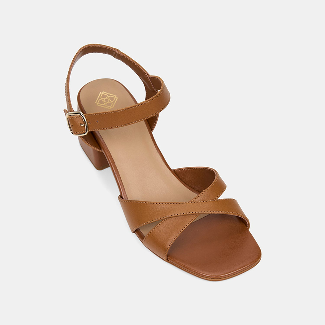 Kadın Taba Ayarlanabilir Metal Tokalı Deri Sandalet