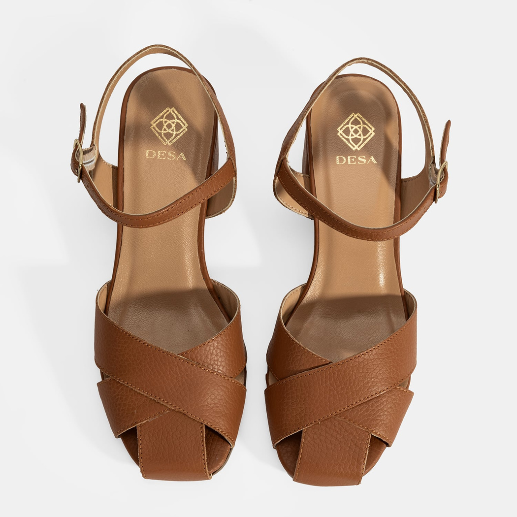 Kadın Taba Ayarlanabilir Tokalı Deri Topuklu Sandalet