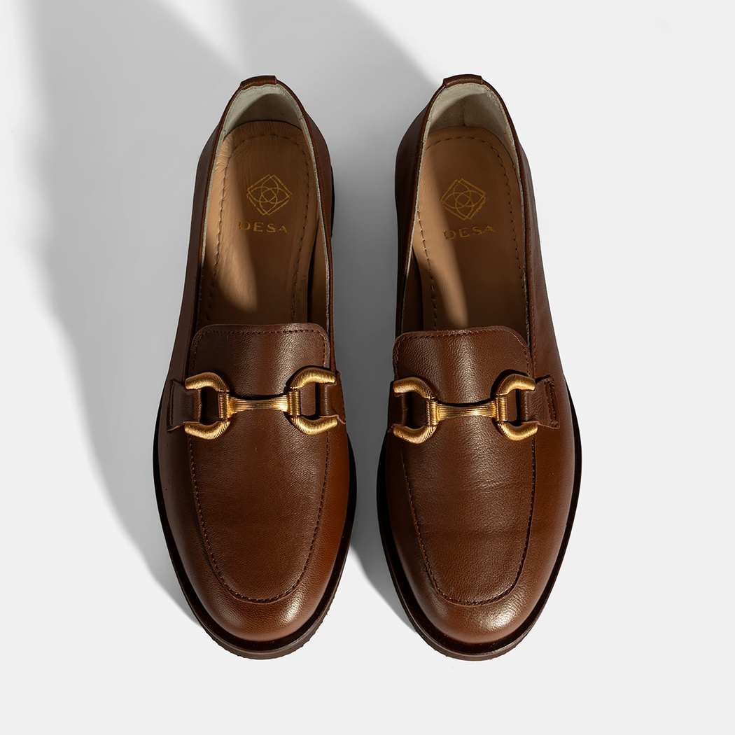 Kadın Taba Metal Toka Aksesuarlı Deri Loafer