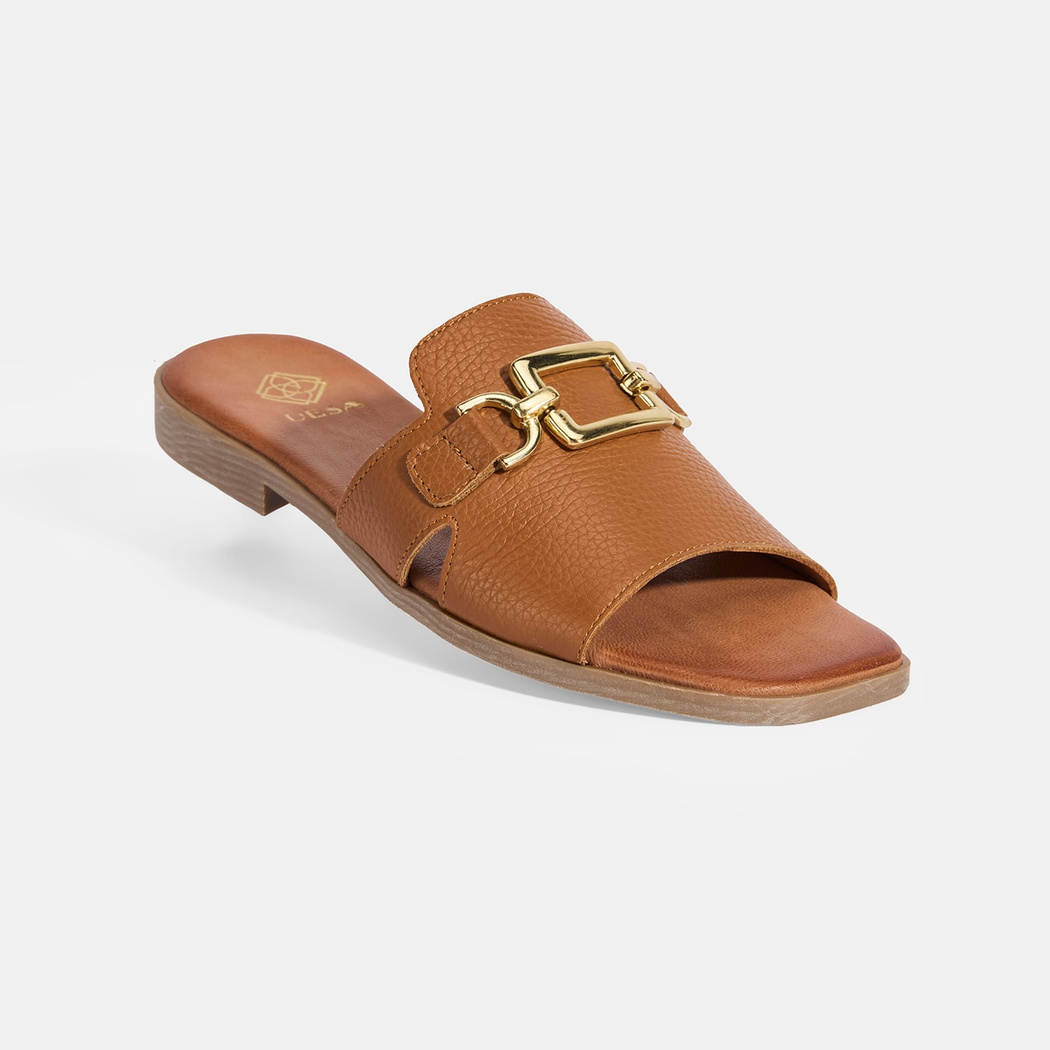 Kadın Taba Metal Toka Aksesuarlı Deri Terlik