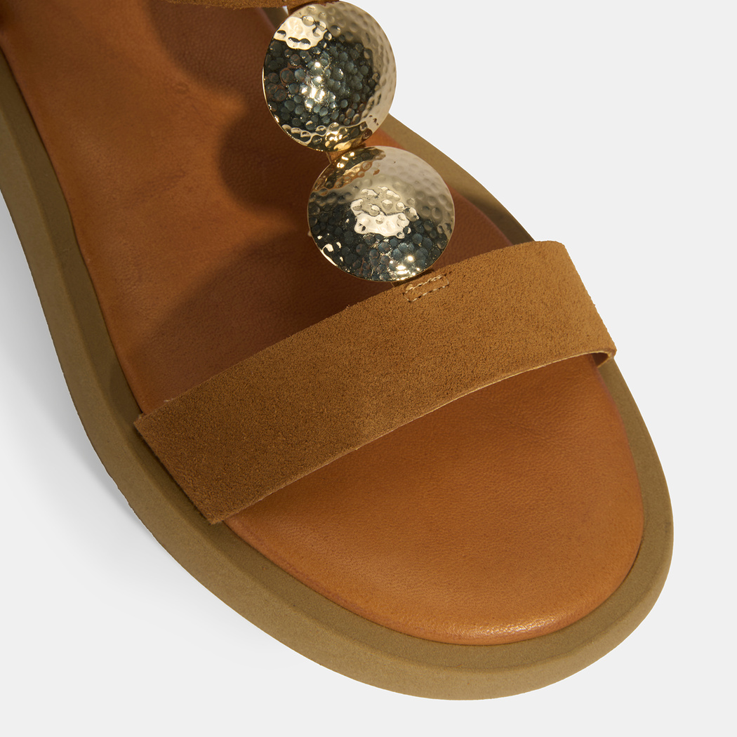 Kadın Taba Süet Gold Aksesuarlı Sandalet