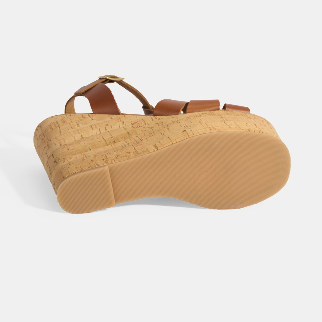 Kadın Taba Toka Aksesuarlı T-Bant Deri Dolgu Topuklu Sandalet