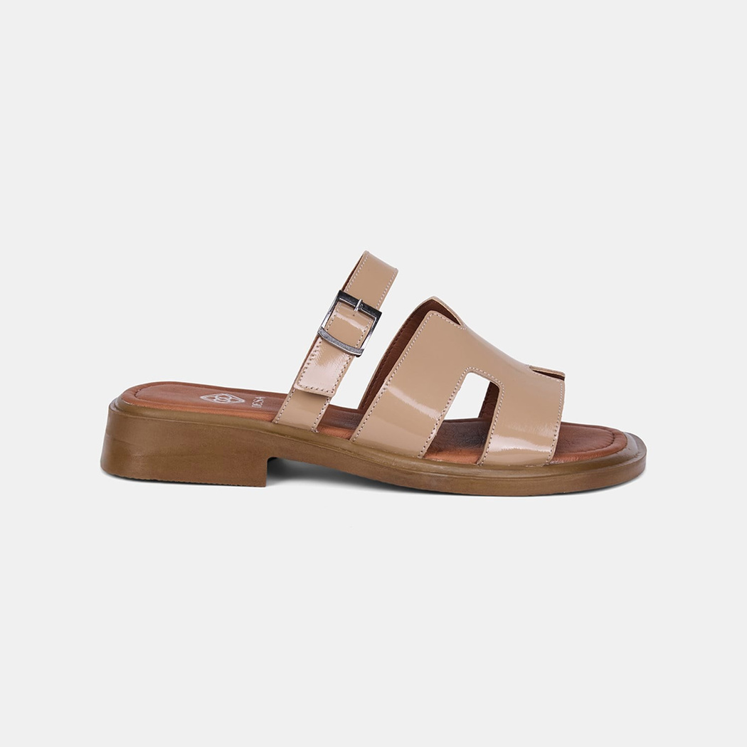 Kadın Ten Ayarlanabilir Tokalı Rugan Deri Terlik