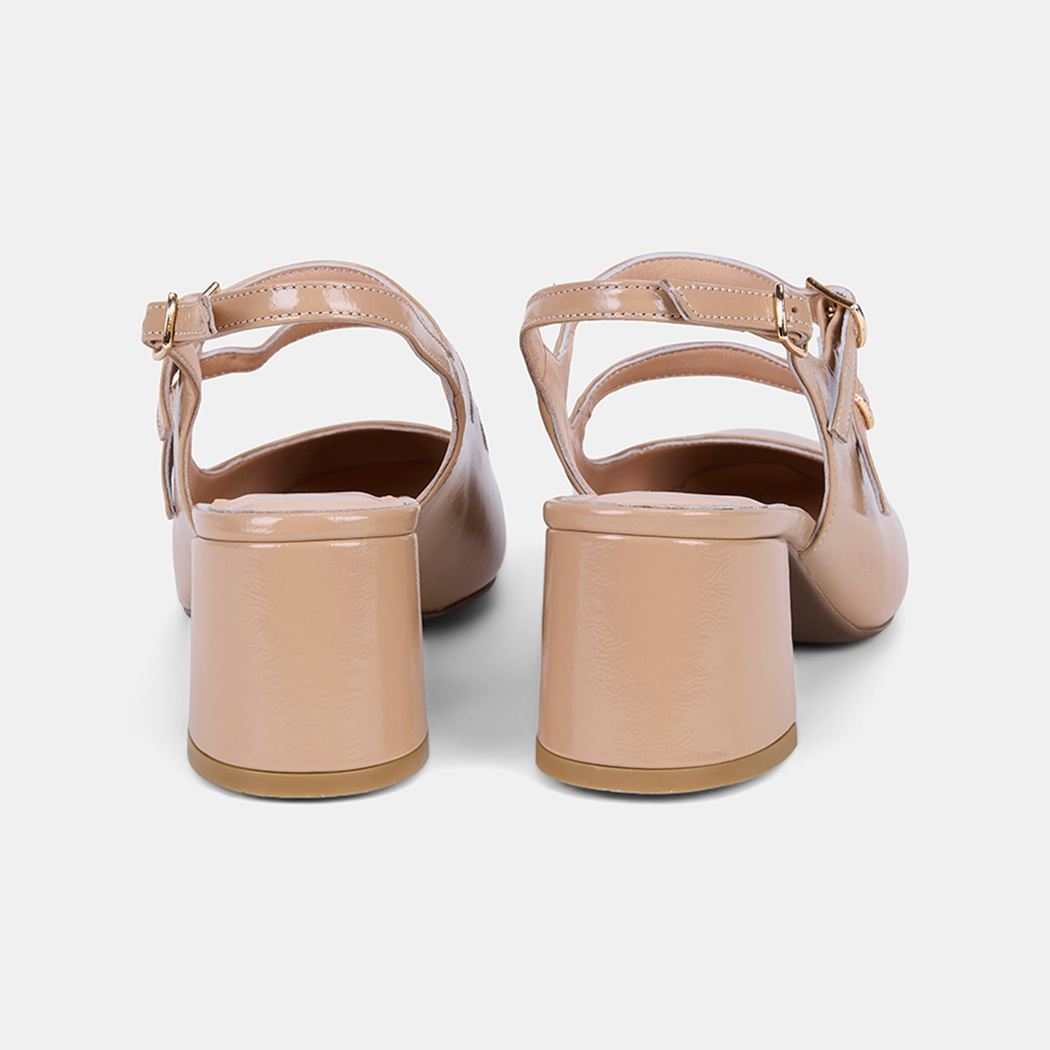 Kadın Ten Tokalı Kalın Topuklu Klasik Rugan Deri Ayakkabı