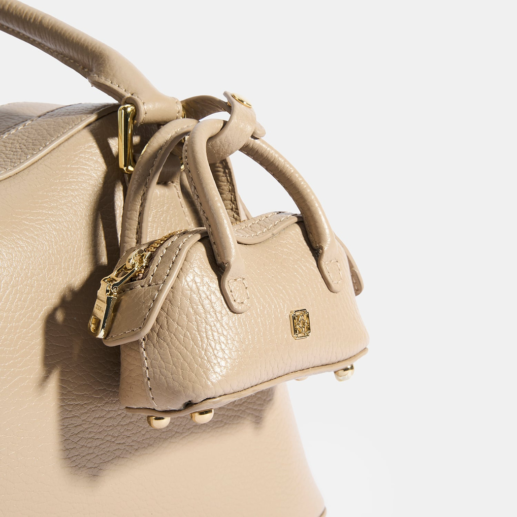 Kadın Vizon Deri Çanta Aksesuarlı Büyük Omuz Çantası