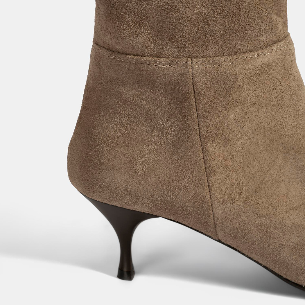 Kadın Vizon İnce Topuklu Süet Bot