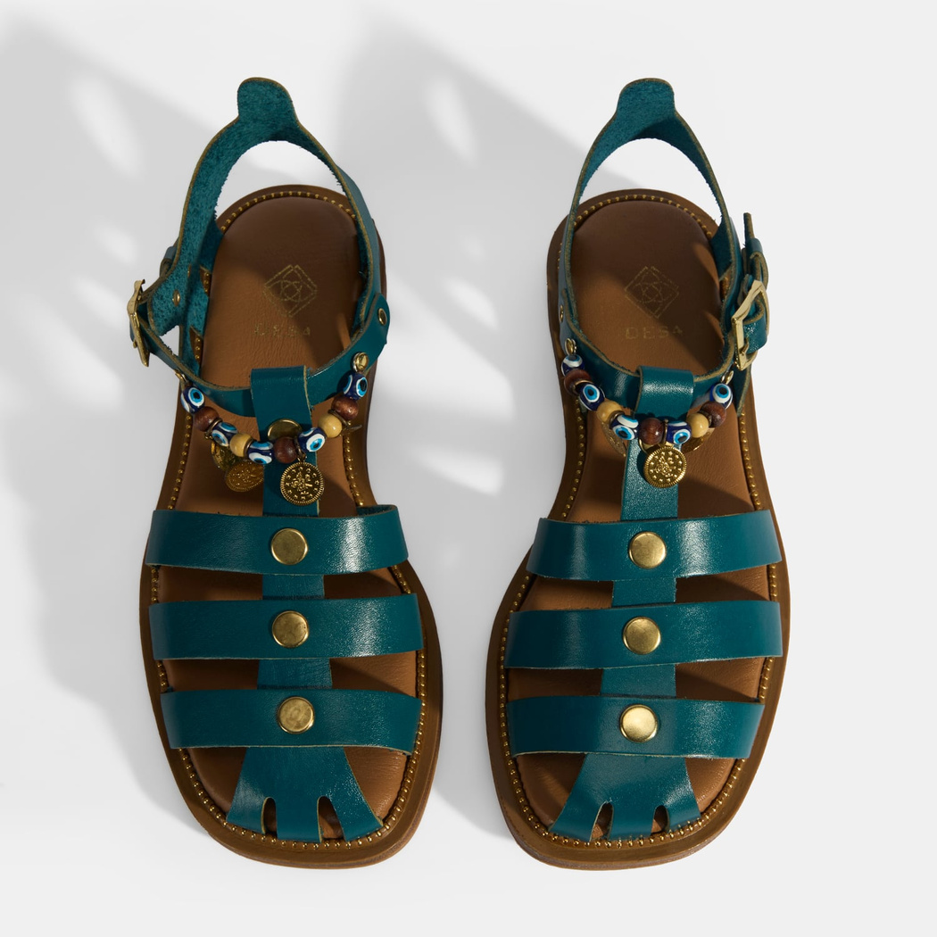 Kadın Yeşil Aksesuar Detaylı Ayarlanabilir Tokalı Deri Sandalet