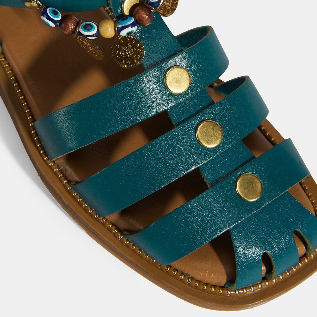 Kadın Yeşil Aksesuar Detaylı Ayarlanabilir Tokalı Deri Sandalet