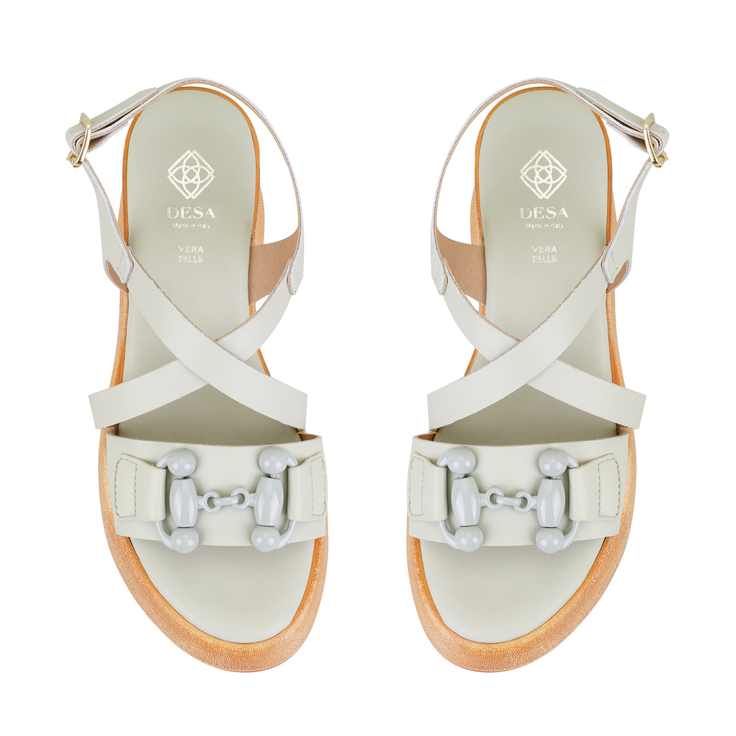 Kadın Yeşil Ayarlanabilir Tokalı Topuklu Deri Sandalet