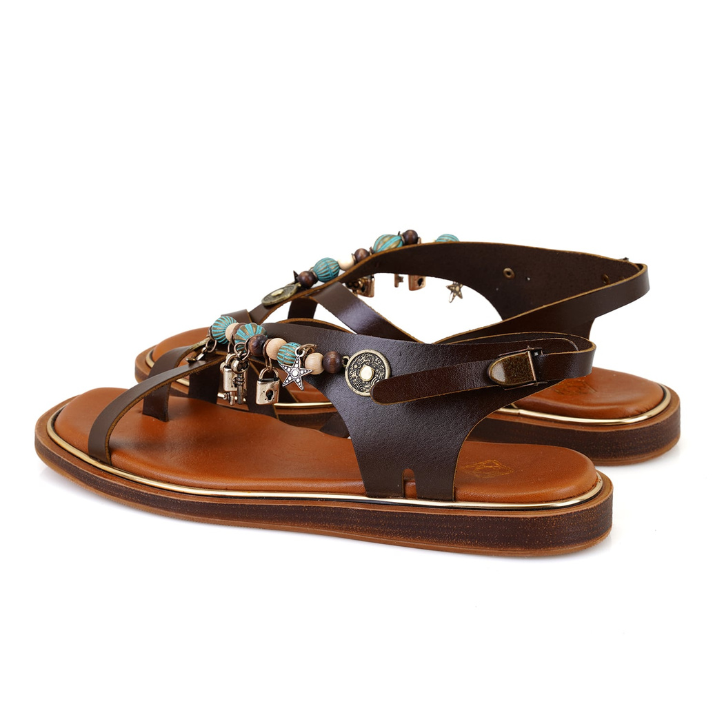 Kahve Kadın Aksesuar Detaylı Deri Sandalet