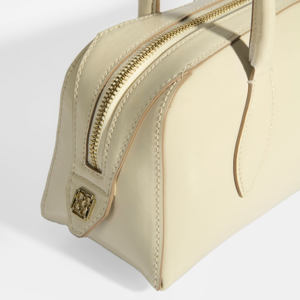 Limited Edition Bej Kadın Yaprak Detaylı Deri Omuz Çantası