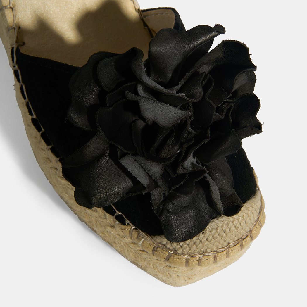 Limited Edition Siyah Kadın Çiçek Aksesuarlı Jüt Bağcıklı Dolgu Topuklu Süet Espadril