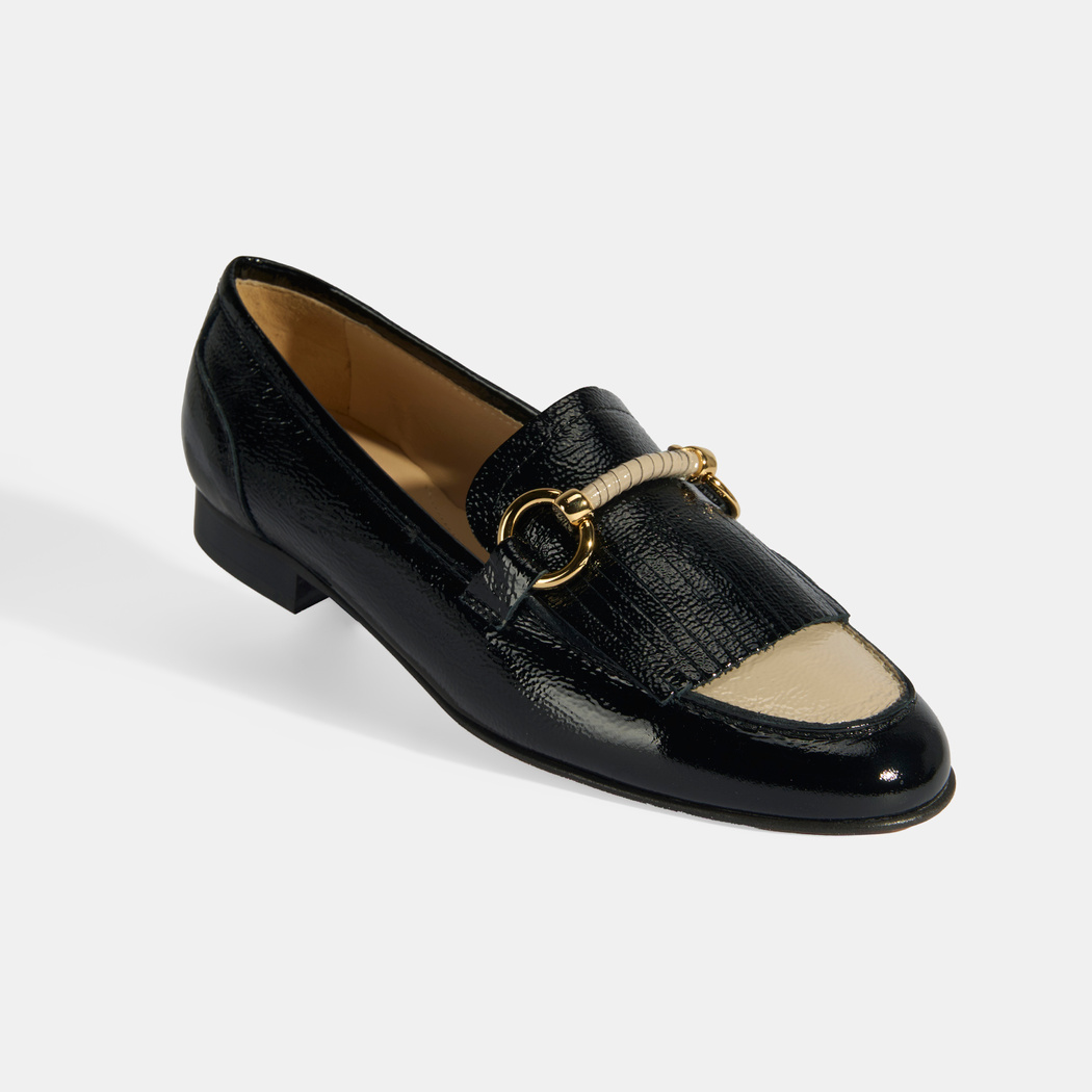 Luca Grossi Kadın Siyah Toka Aksesuarlı Püsküllü Rugan Loafer