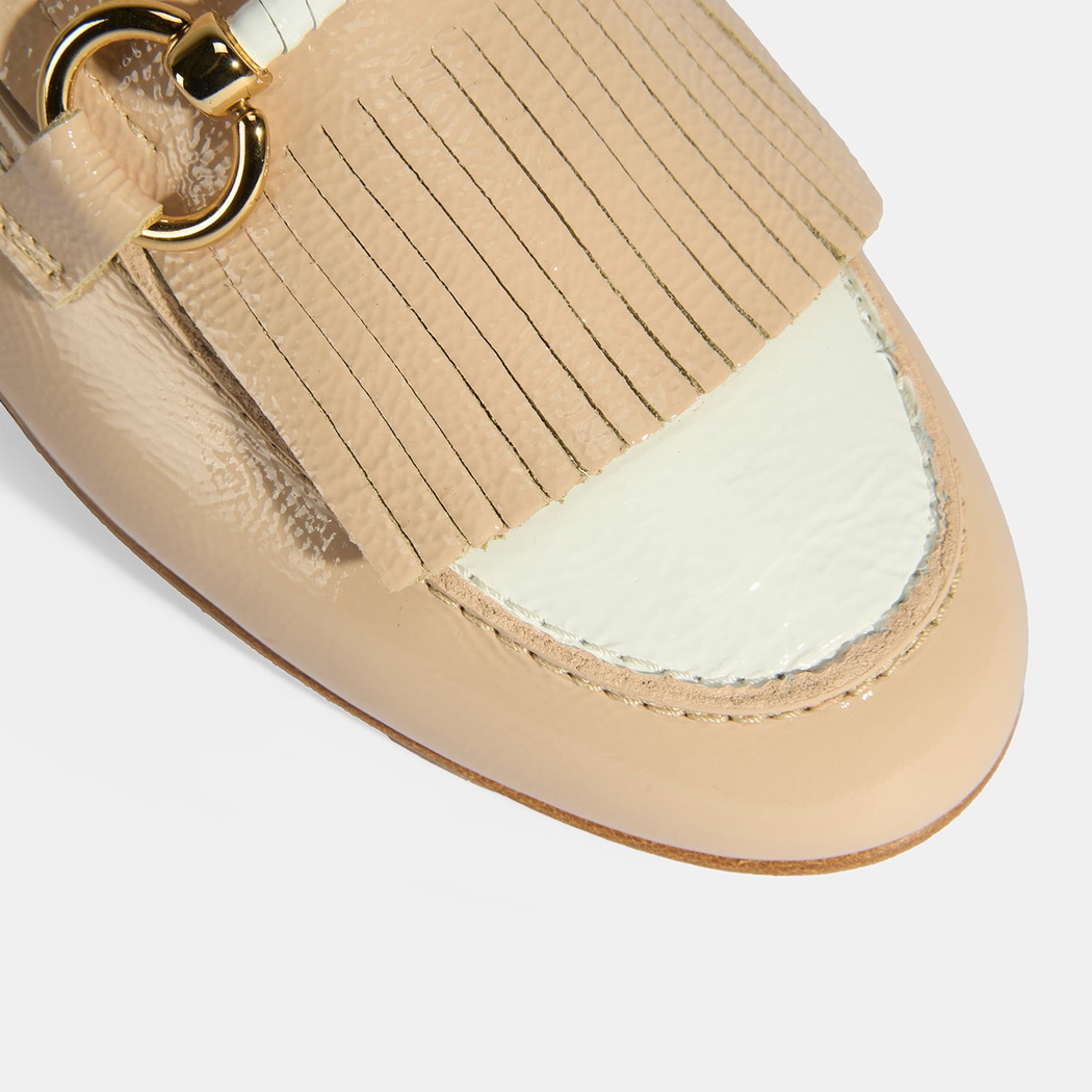 Luca Grossi Kadın Ten Toka Aksesuarlı Püsküllü Rugan Loafer