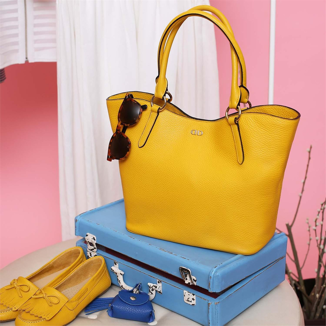 Salvaro Kadın Deri Omuz Askılı Çanta