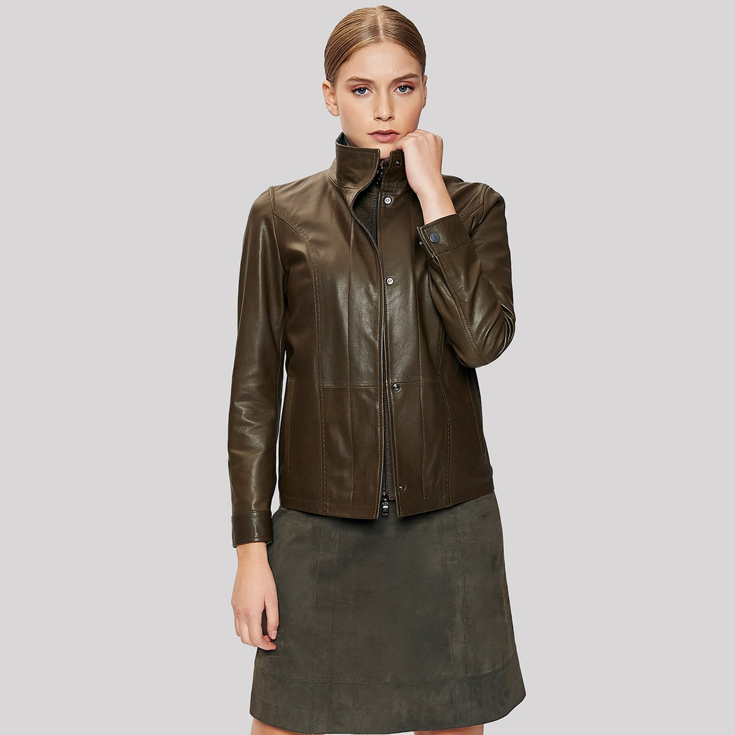 Salvia Kadın Deri Hakim Yakalı Mont