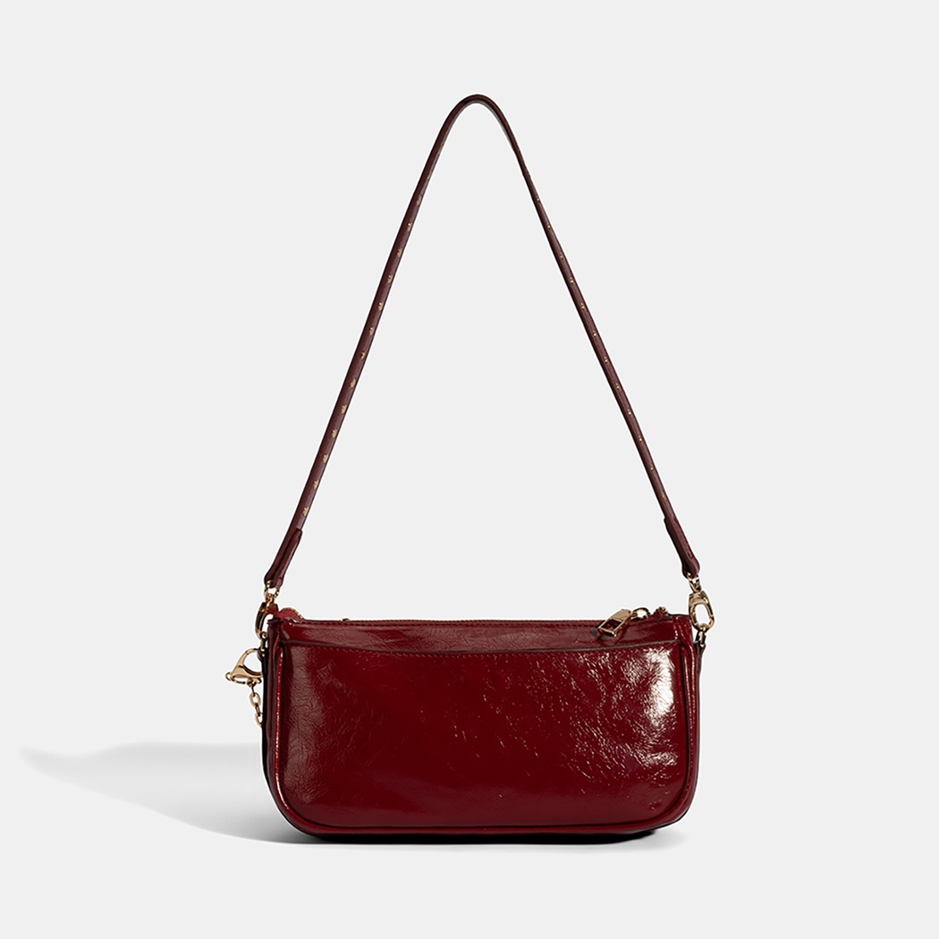 SHO-0103 AW25 KADIN POSTACI ÇANTASI