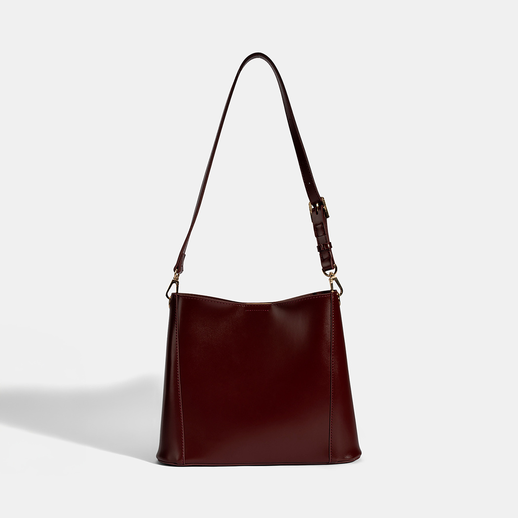 SHO-0104 AW25 KADIN OMUZ ÇANTASI