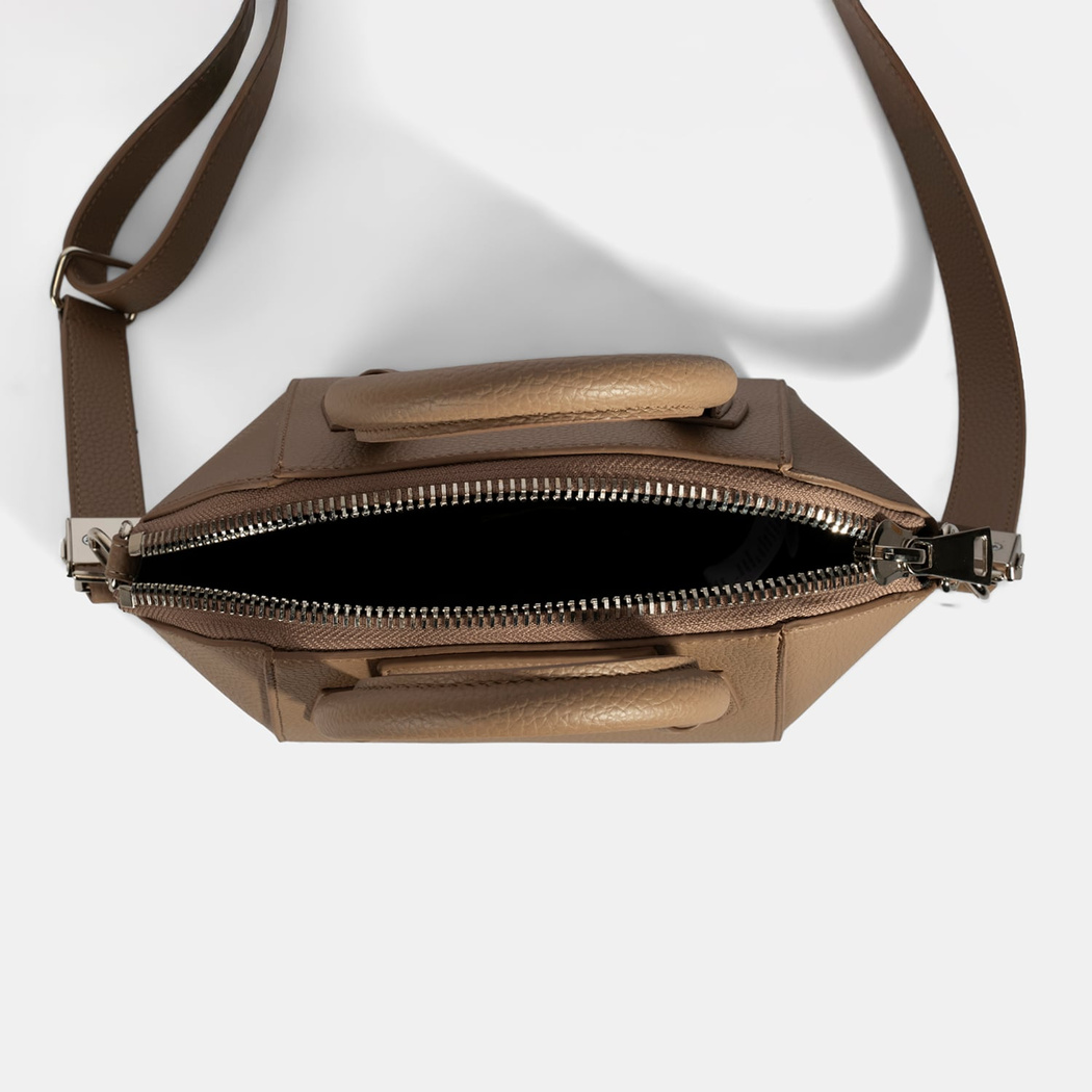 SHO-0108 AW25 KADIN OMUZ ÇANTASI