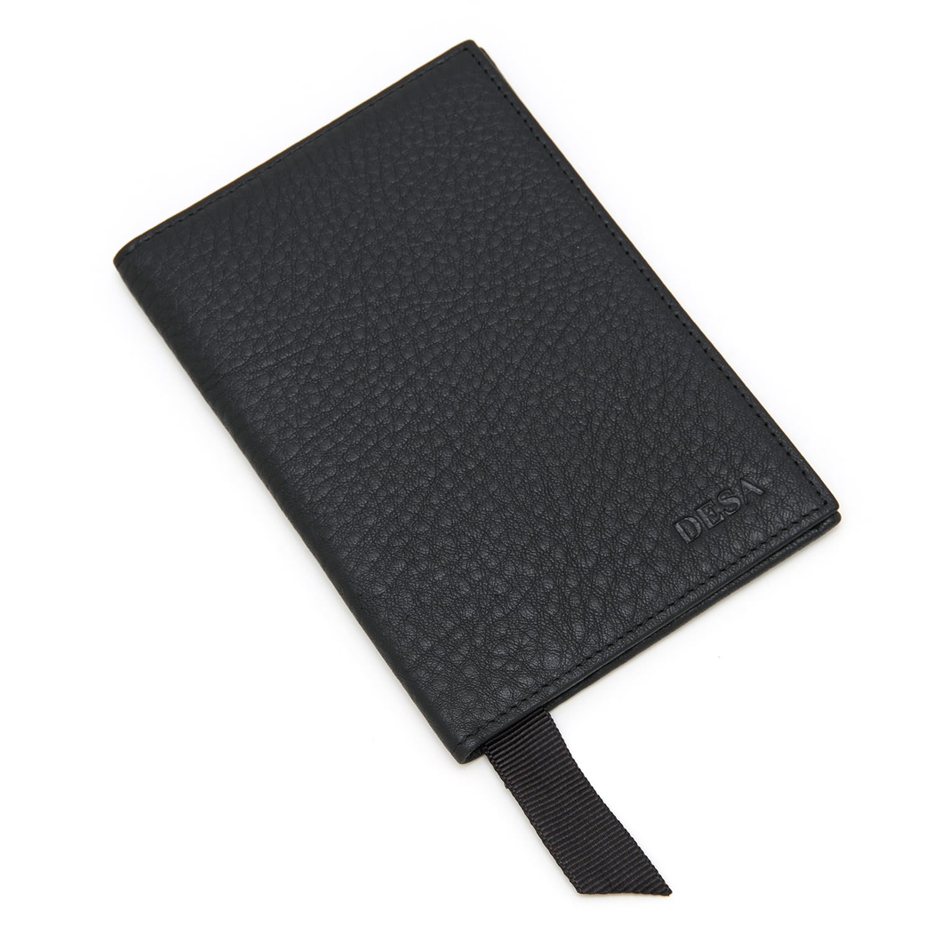 Siyah Deri Pasaportluk