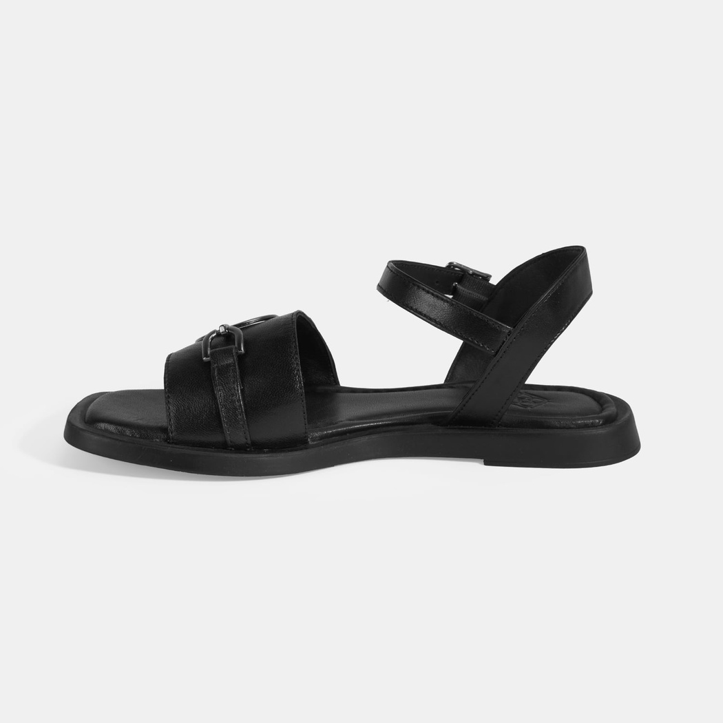 Siyah Kadın Metal Aksesuarlı Ayarlanabilir Tokalı Deri Sandalet 