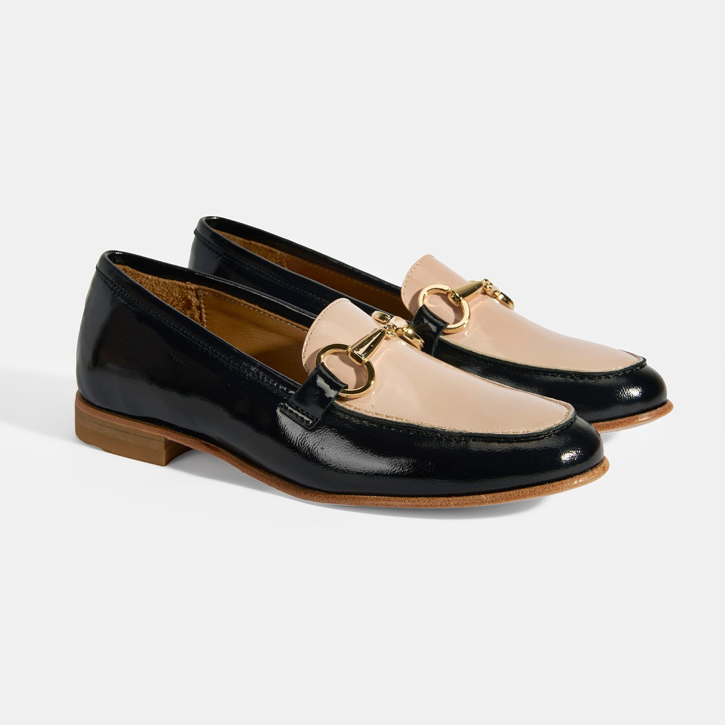 Siyah Kadın Metal Aksesuarlı Slip-On Rugan Loafer