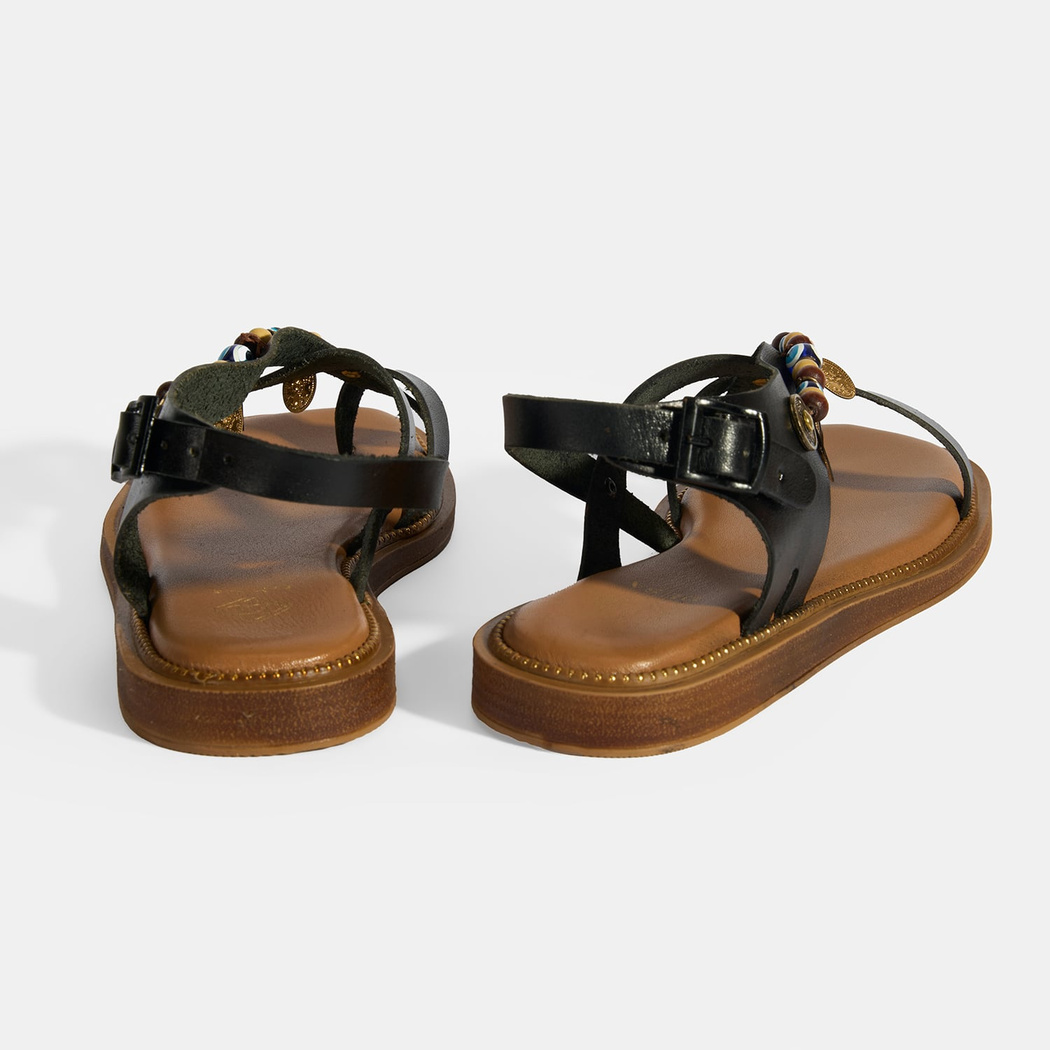 Siyah Kadın Toka Detaylı Aksesuarlı Deri Sandalet