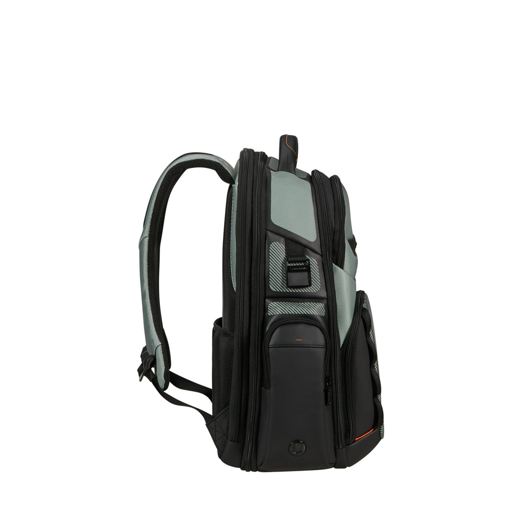 SKM2-026 PRO-DLX 6-BACKPACK 15.6 3V EXP