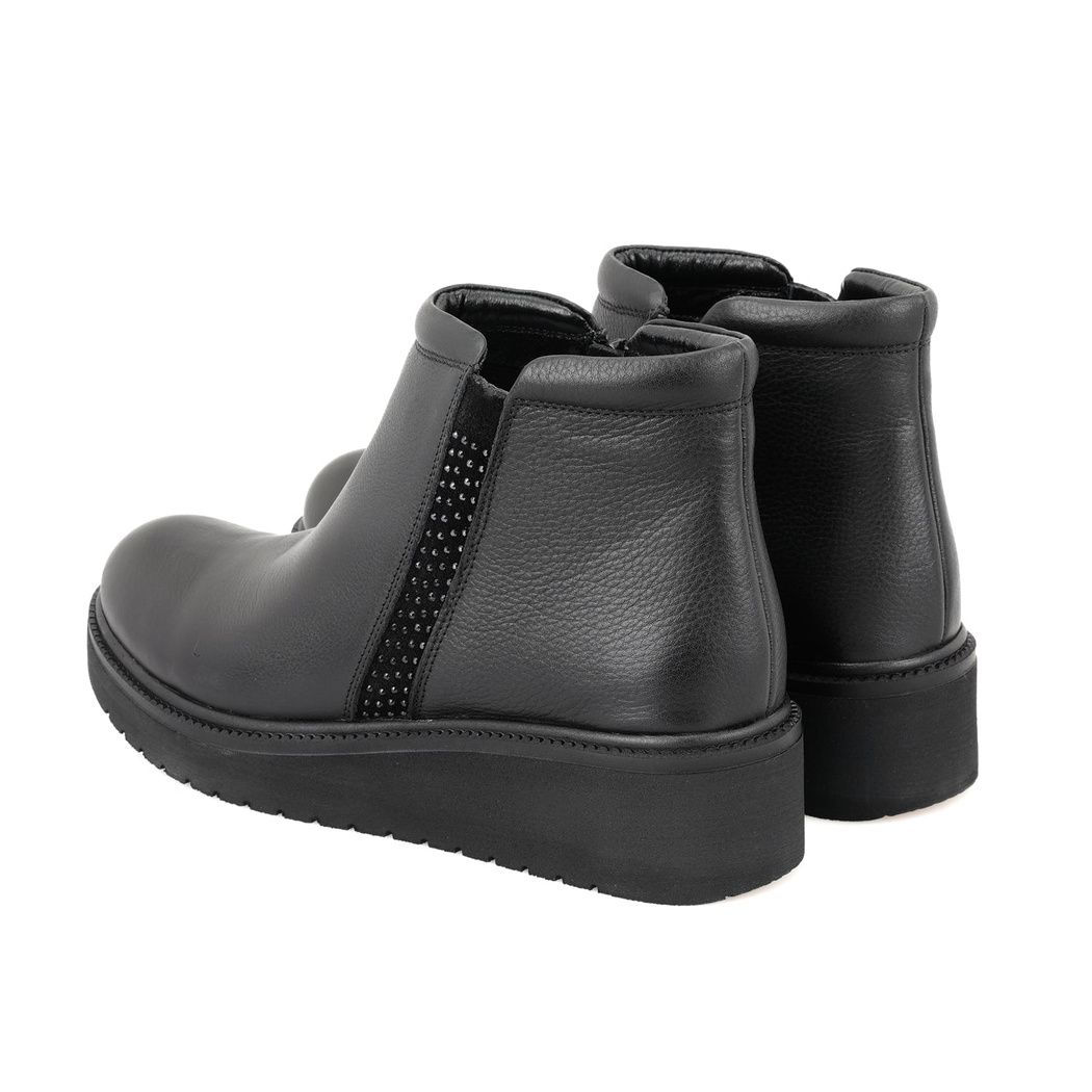 Stella Siyah Kadın Fermuarlı Deri Bot