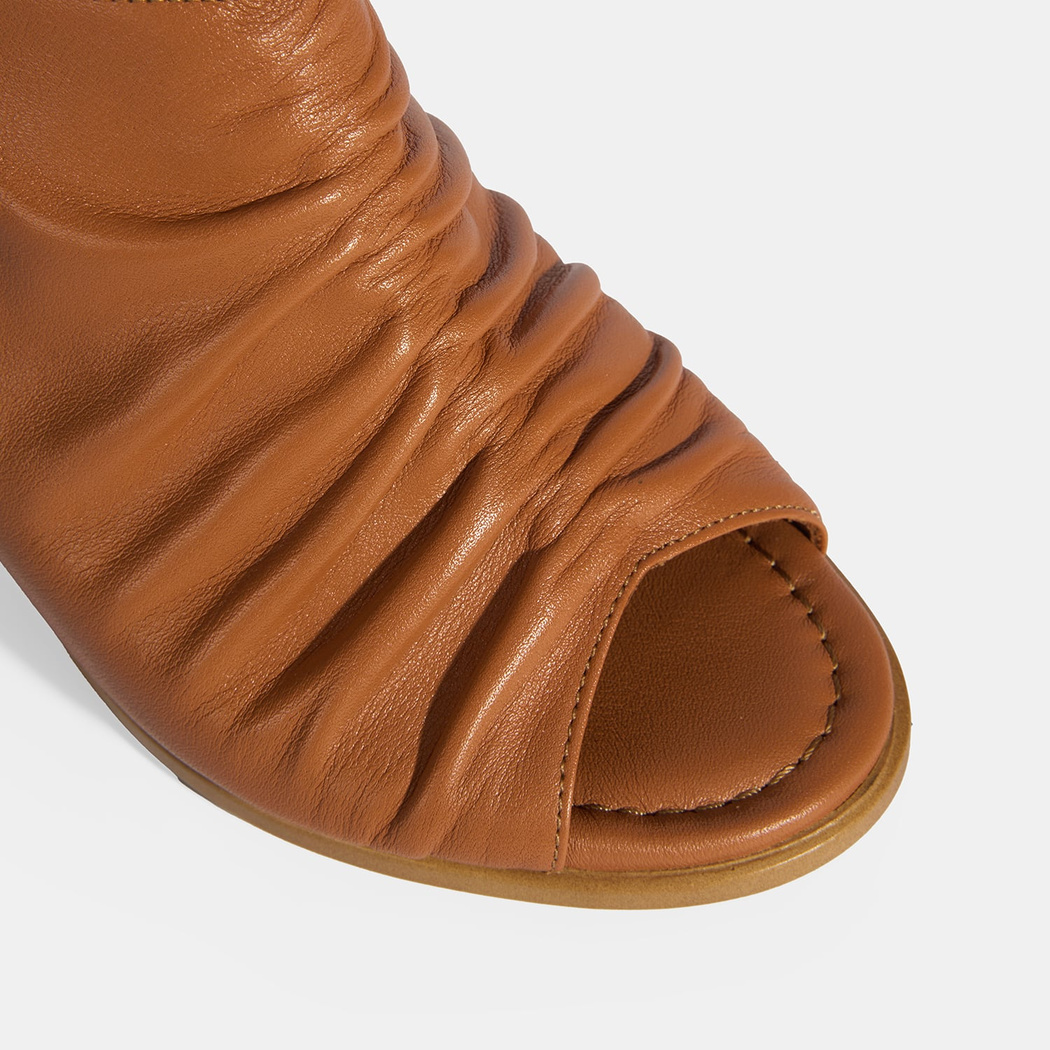 Taba Kadın Cırt Cırtlı Deri Sandalet