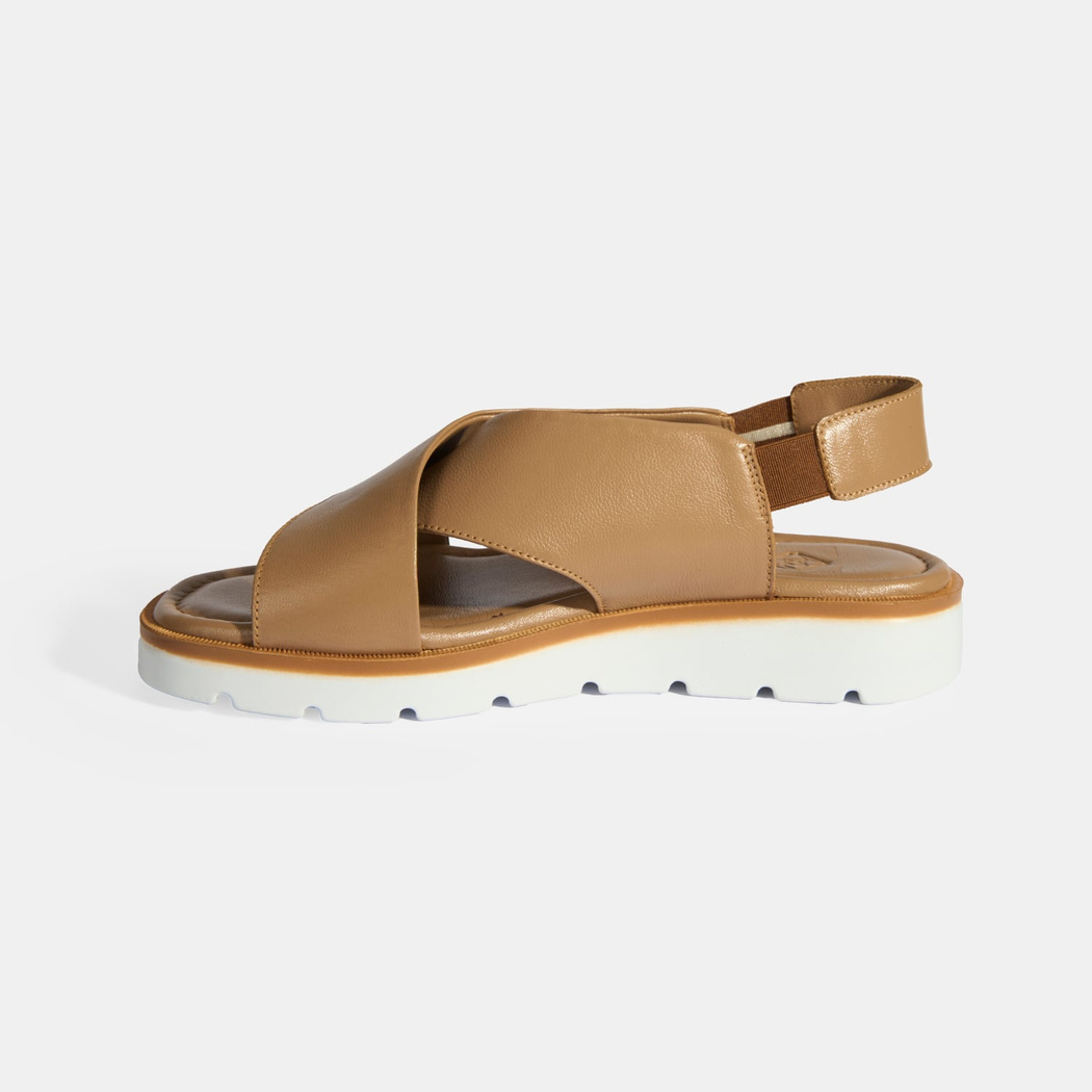 Taba Kadın Lastik Bantlı Deri Sandalet