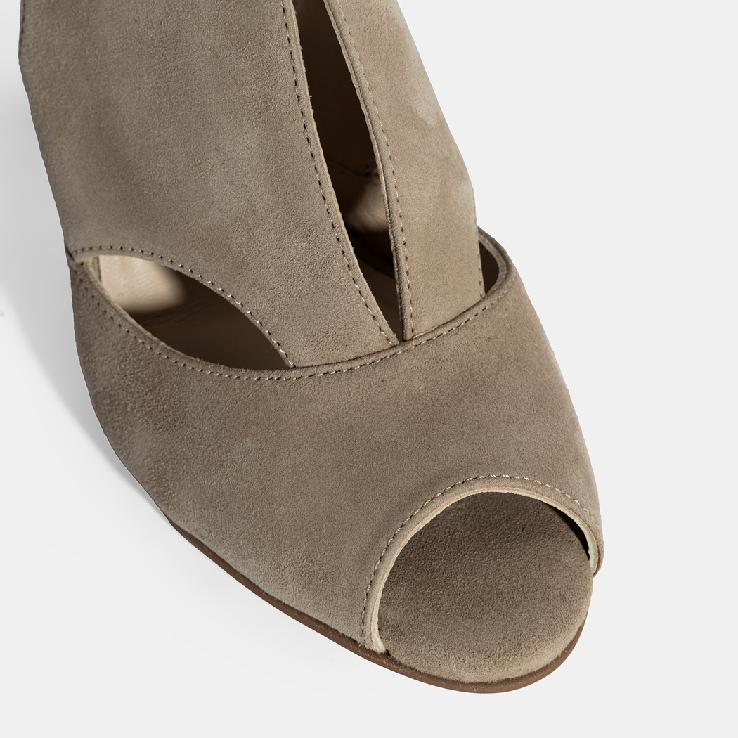 Ursula Bej Kadın Topuklu DesaComfort Süet Sandalet