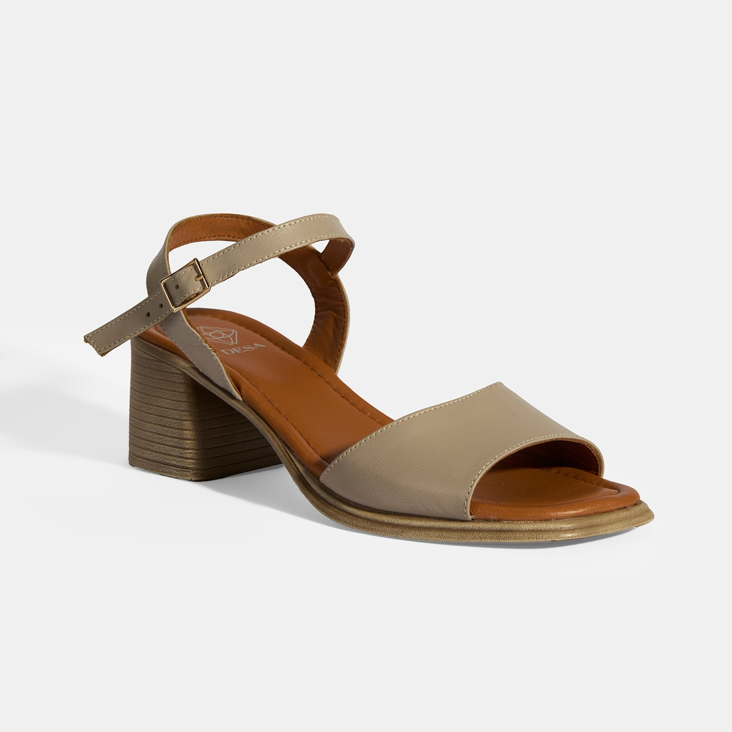 Vizon Kadın Toka Detaylı Deri Sandalet