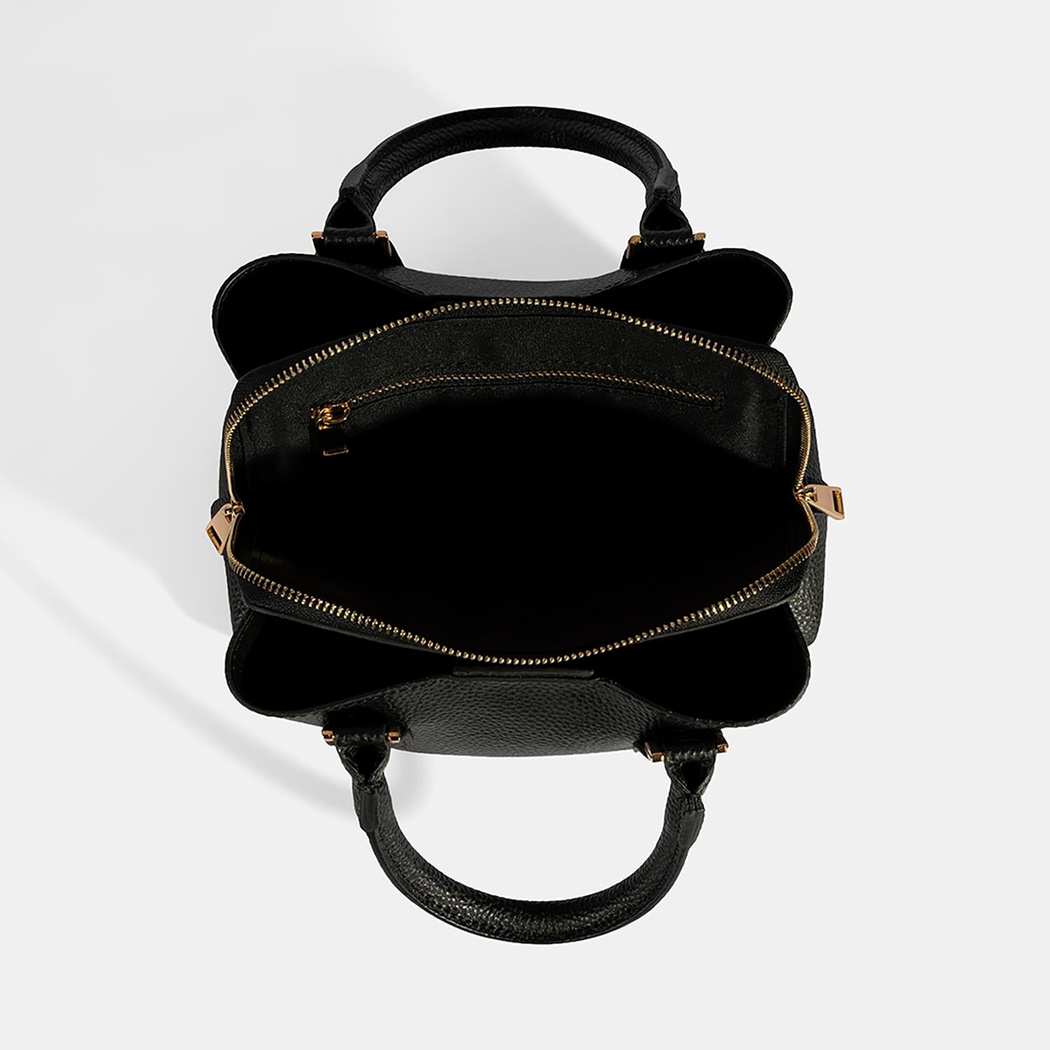 YNK-0005 AW25 KADIN OMUZ ÇANTASI