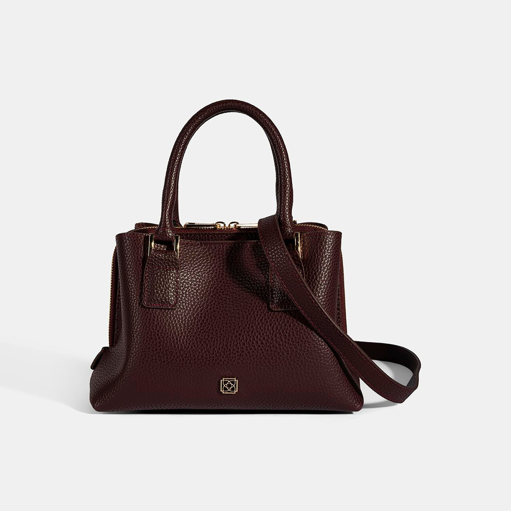 YNK-0005 AW25 KADIN OMUZ ÇANTASI