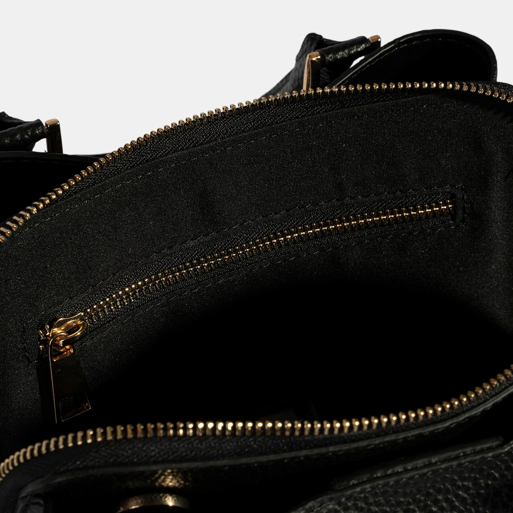 YNK-0005 AW25 KADIN OMUZ ÇANTASI