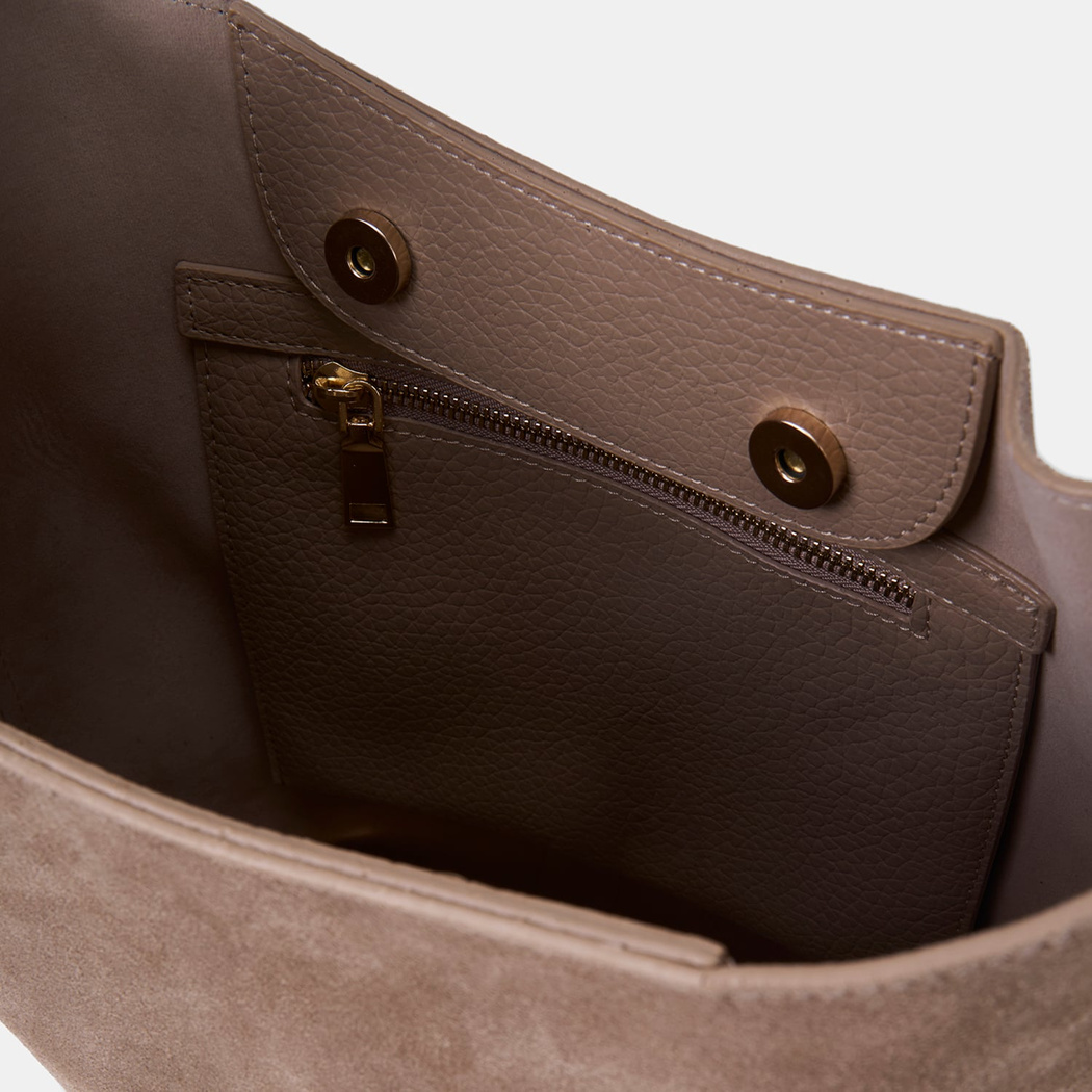 YNK-0008 SS26 KADIN OMUZ ÇANTASI