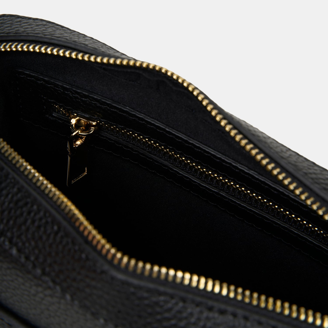 YNK-0014 SS26 KADIN POSTACI ÇANTA