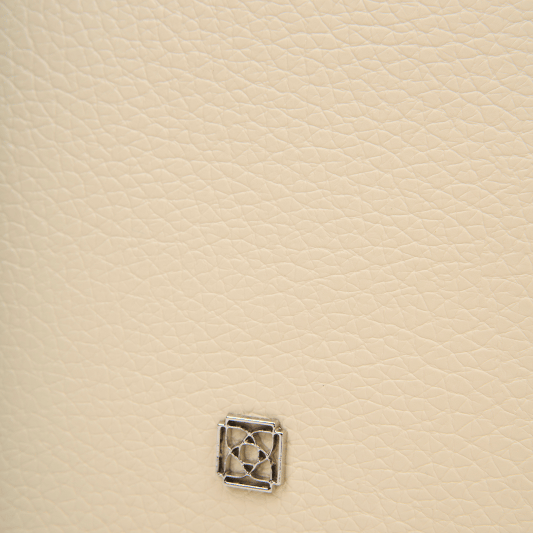 YNK-0016 SS26 KADIN POSTACI ÇANTA