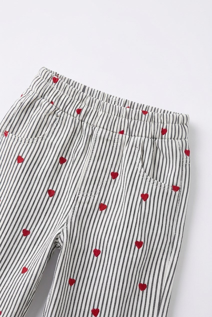 Kalp Nakışlı Çizgili Pantolon – görsel 2