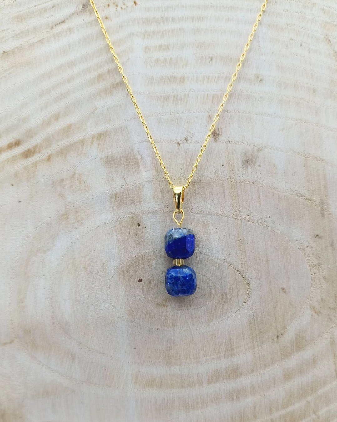 Lapis Lazuli Kolye Ucu - Frekansınızı Yükseltin, Hitabetinizi Güçlendirin