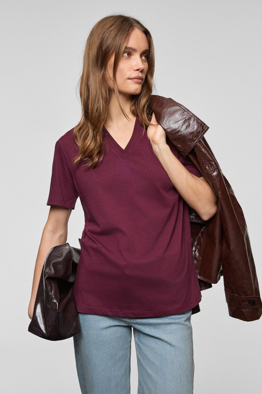 ALINE Kadın %100 organik Pamuk Derin V Yakalı Comfort Fit Bordo T-Shirt