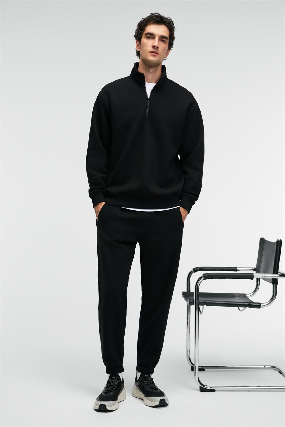 ANSEL Erkek Lastikli Dar Paça Üç Cepli Yumuşacık Organik Pamuklu Siyah Eşofman Altı