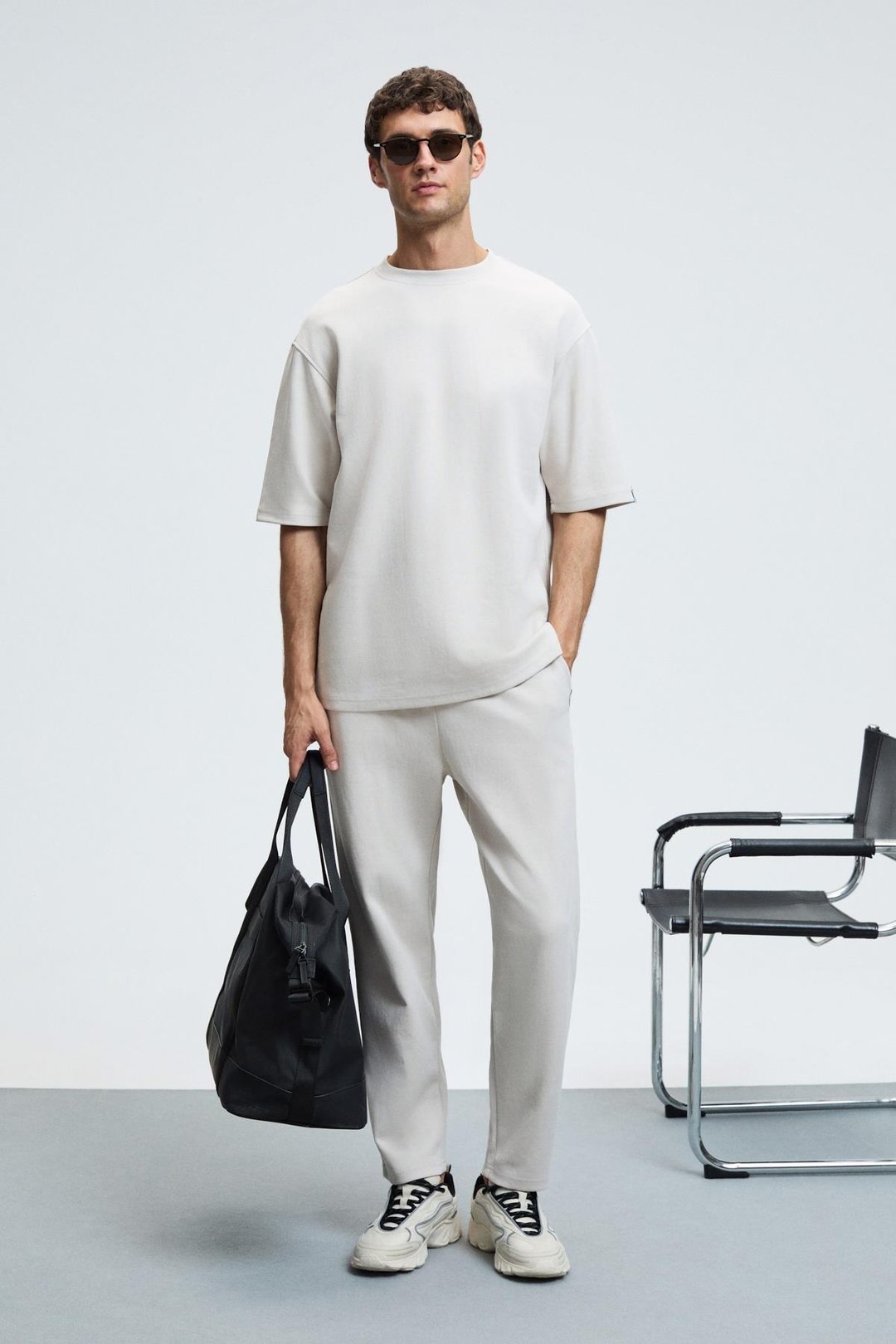 BARNABY Erkek Kolu ve Pantolon Cebi Süs Etiket Detaylı Yuvarlak Yaka Gri Alt-Üst Takım