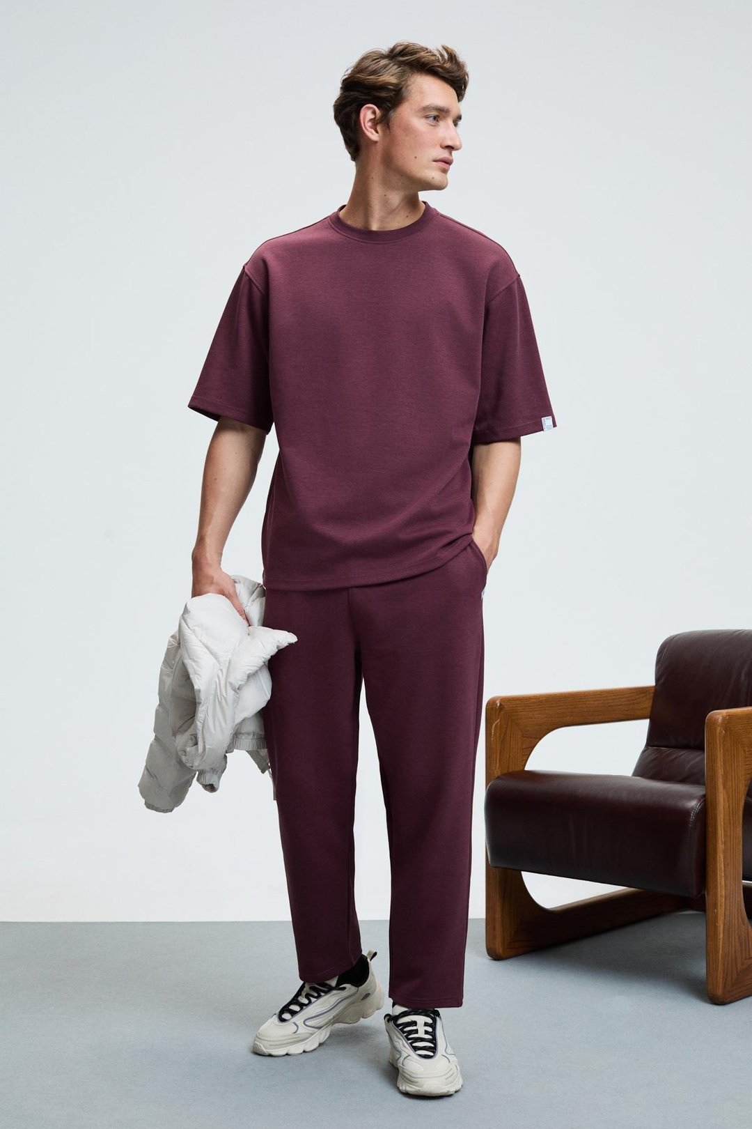 BARNABY Erkek Kolu ve Pantolon Cebi Süs Etiket Detaylı Yuvarlak Yaka Bordo Alt-Üst Takım