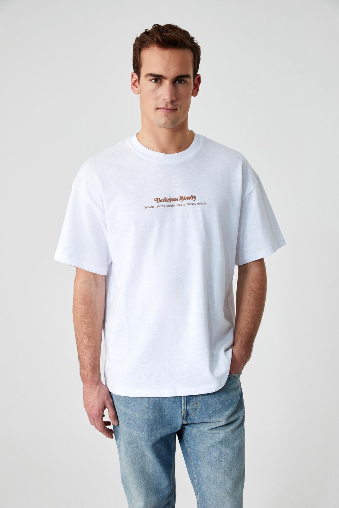 BOLETUS Erkek Baskı Detaylı %100 Organik Pamuk Oversize Bisiklet Yaka Kısa Kol Beyaz T-Shirt