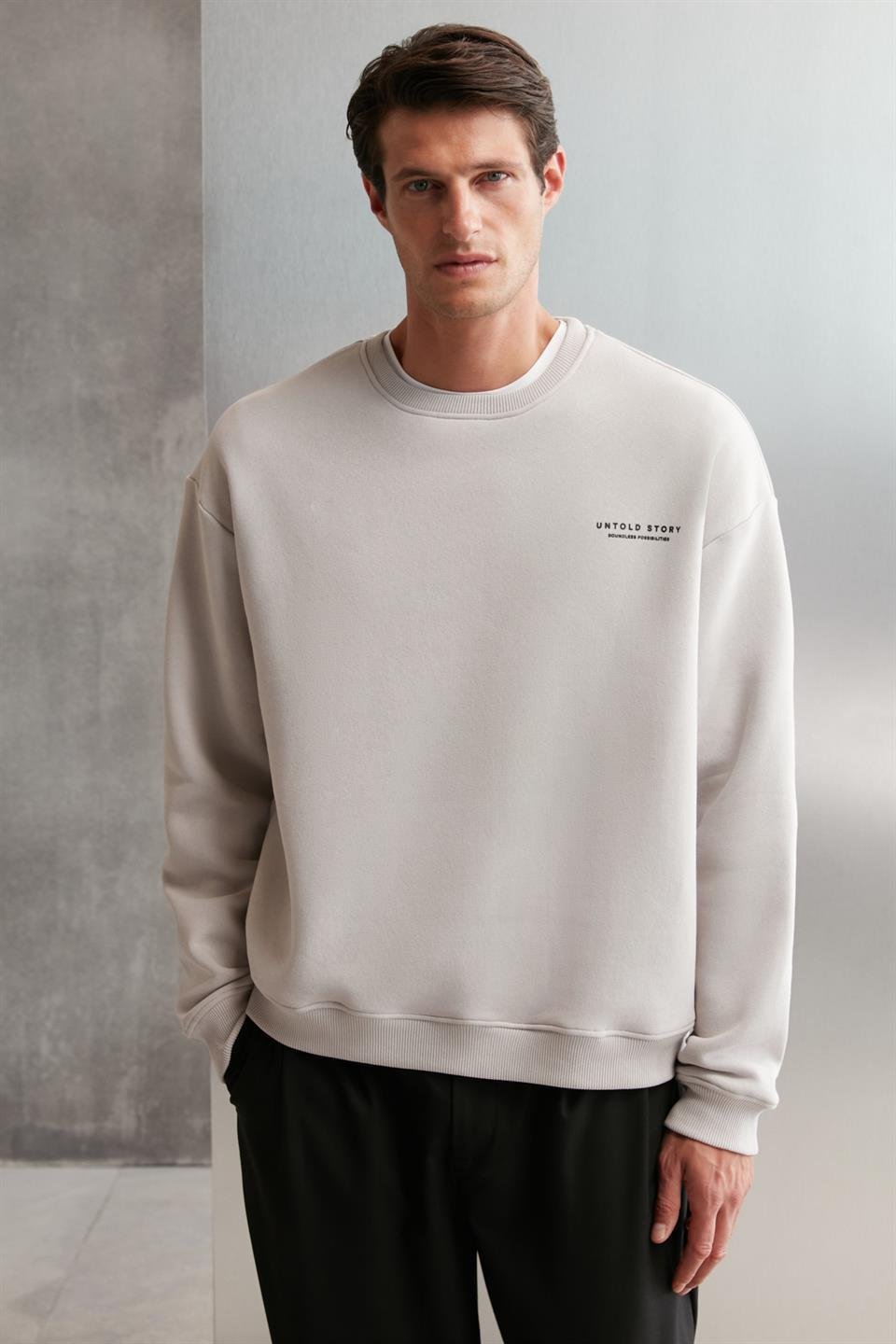 BRYAN Erkek Yumuşacık Kumaşlı 3 İplik Oversize Bol Kesim Yuvarlak Yakalı Baskılı Gri Sweatshirt