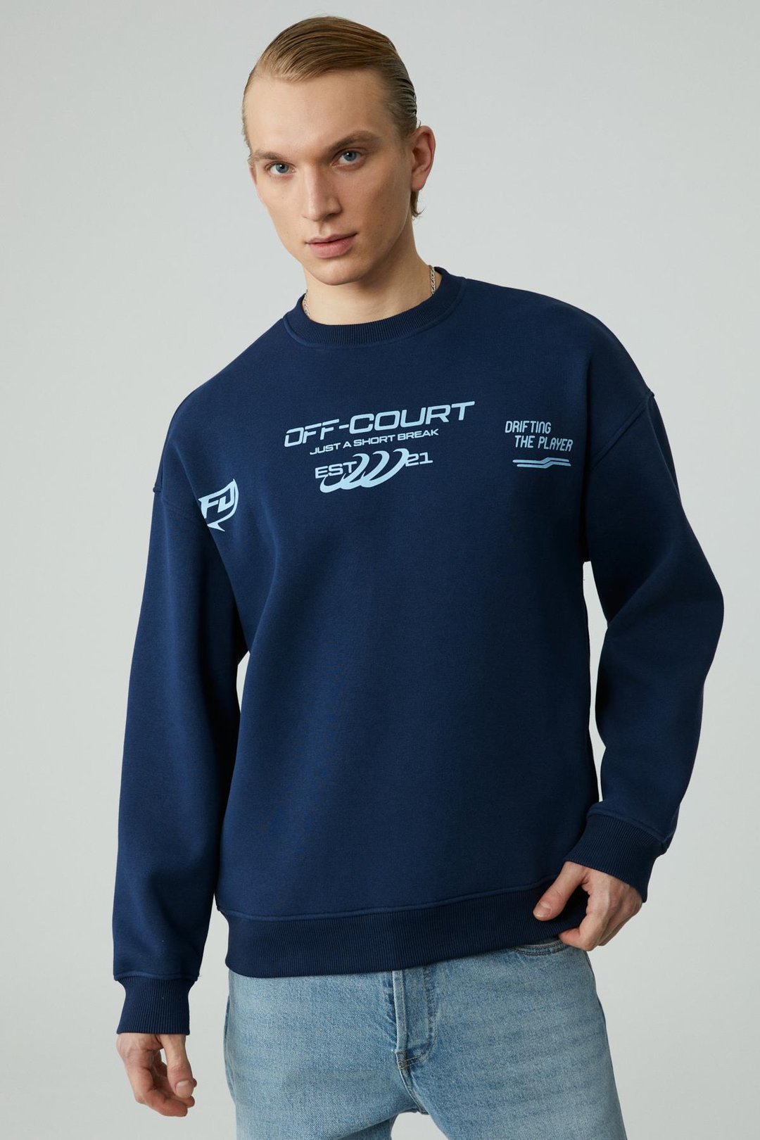CASSY Erkek Organik Pamuklu Yumuşacık Baskı Detaylı Lacivert Sweatshirt