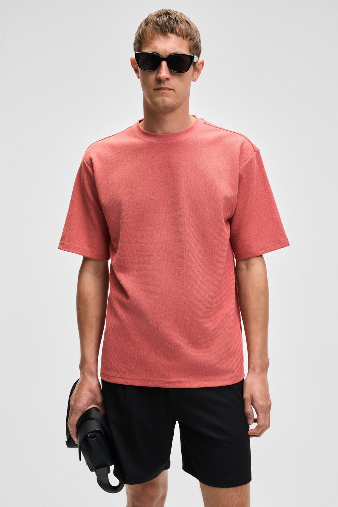 CHIC Erkek Relaxed Fit Dokulu Pamuk Kumaş Kiremit Rengi T-Shirt