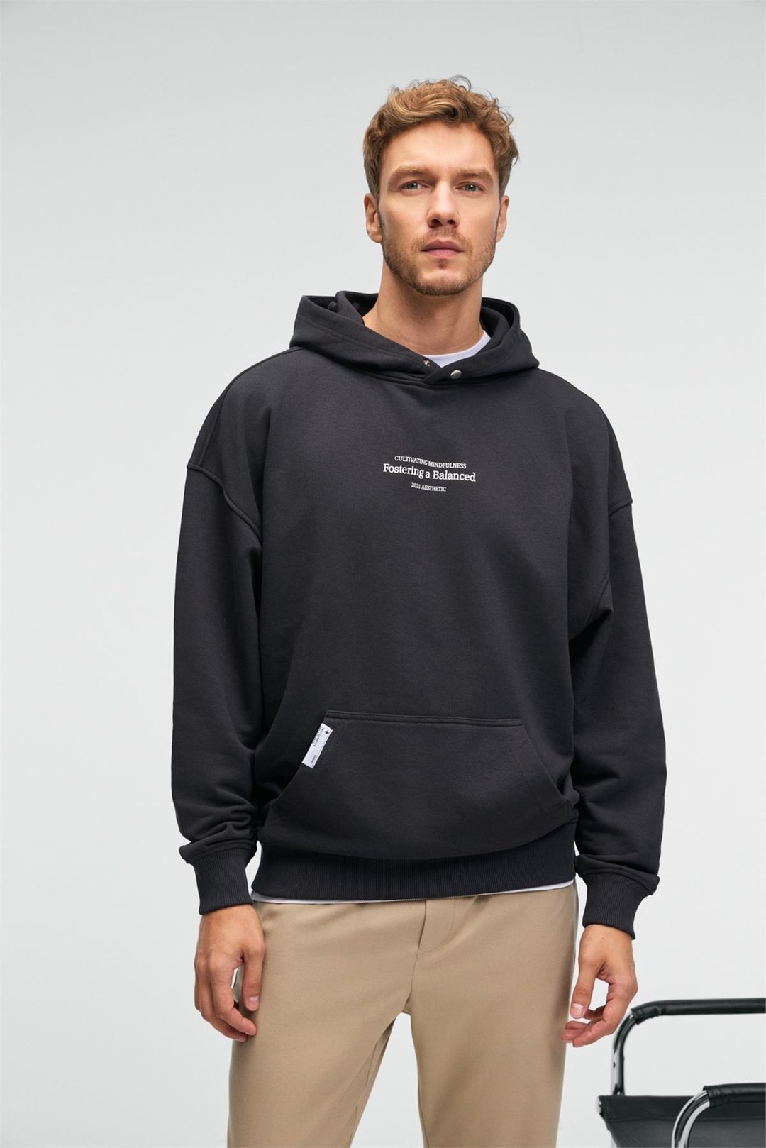 CLAY Erkek %100 Pamuk Kapüşonlu Çıtçıtlı Baskılı Cebi Süs Etiketli Antrasit Sweatshirt